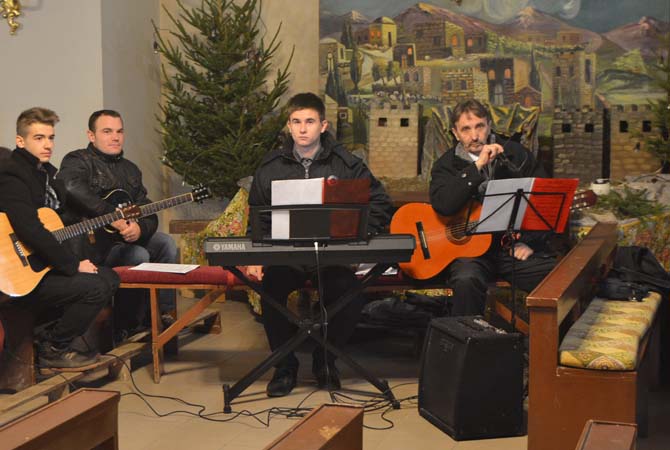 Juventus Énekkar koncertje Szenttamáson 2015. december 19. képek